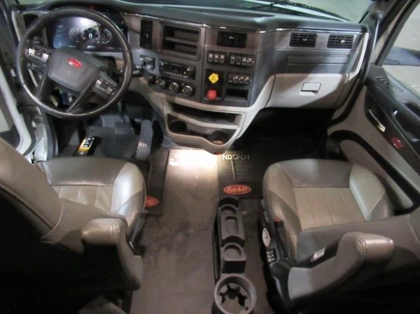 Truck Thumbnail 5