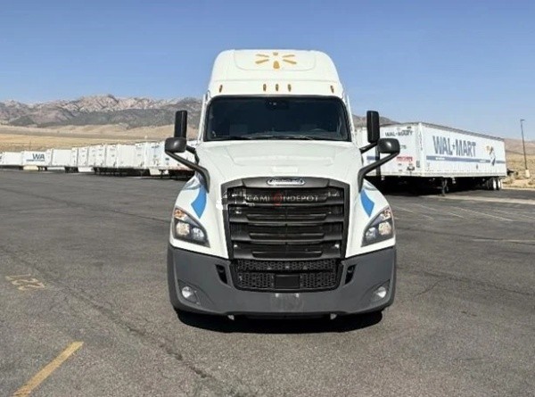 Truck Thumbnail 2