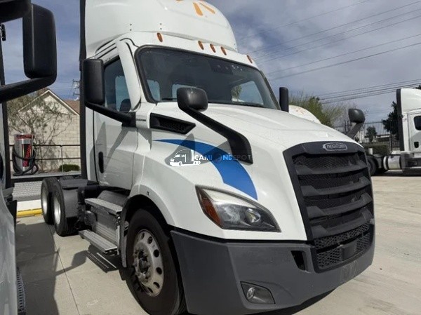 Truck Thumbnail 3