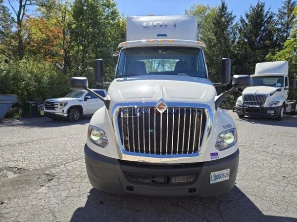 Truck Thumbnail 2