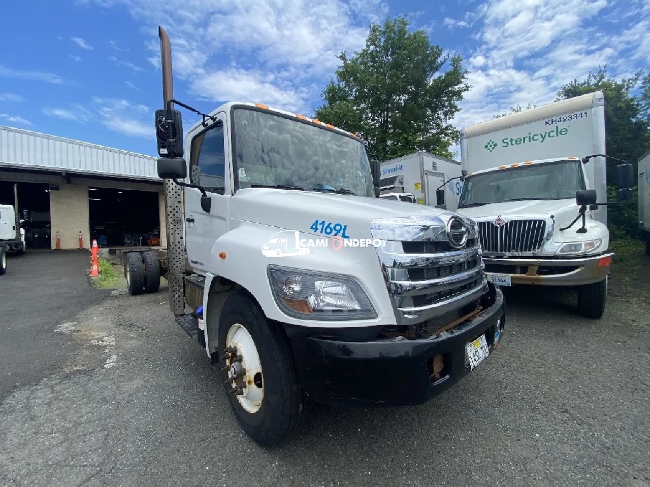 Truck Thumbnail 2