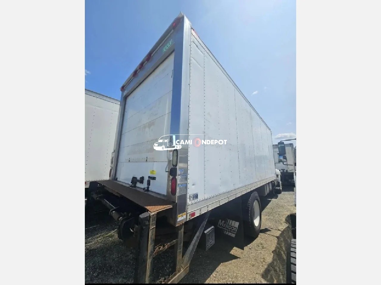 Truck Thumbnail 3