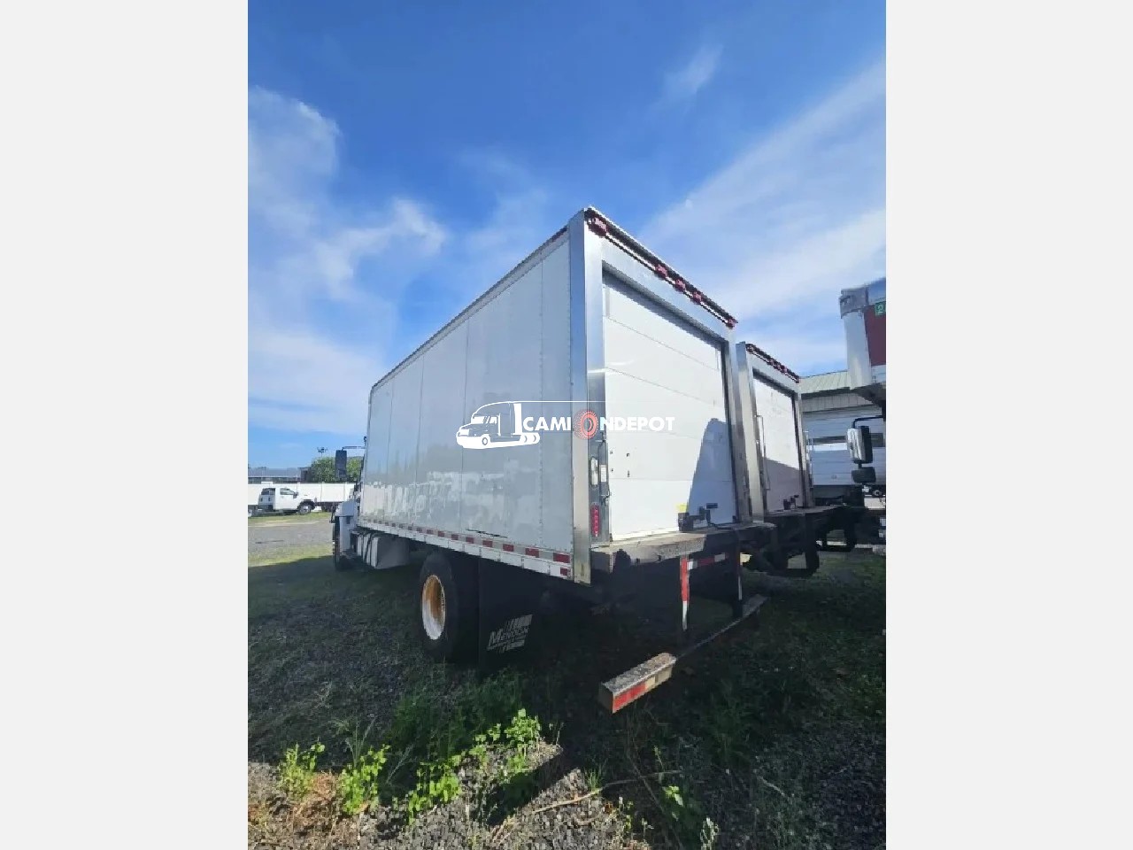 Truck Thumbnail 2