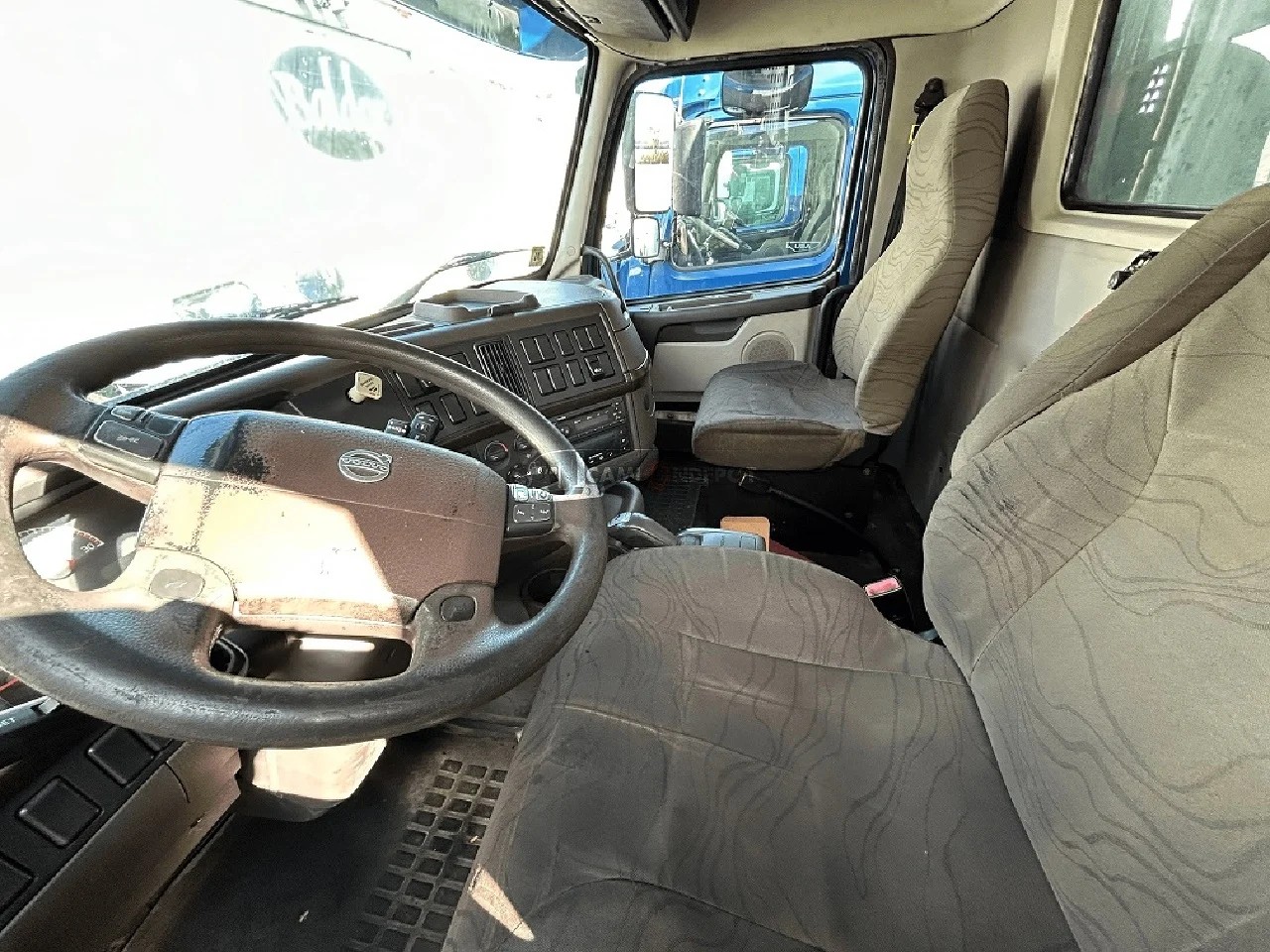 Truck Thumbnail 4