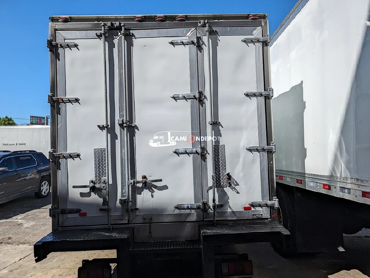 Truck Thumbnail 3