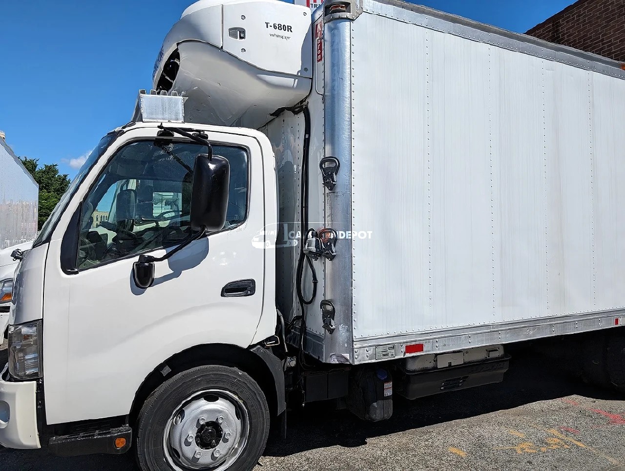 Truck Thumbnail 2