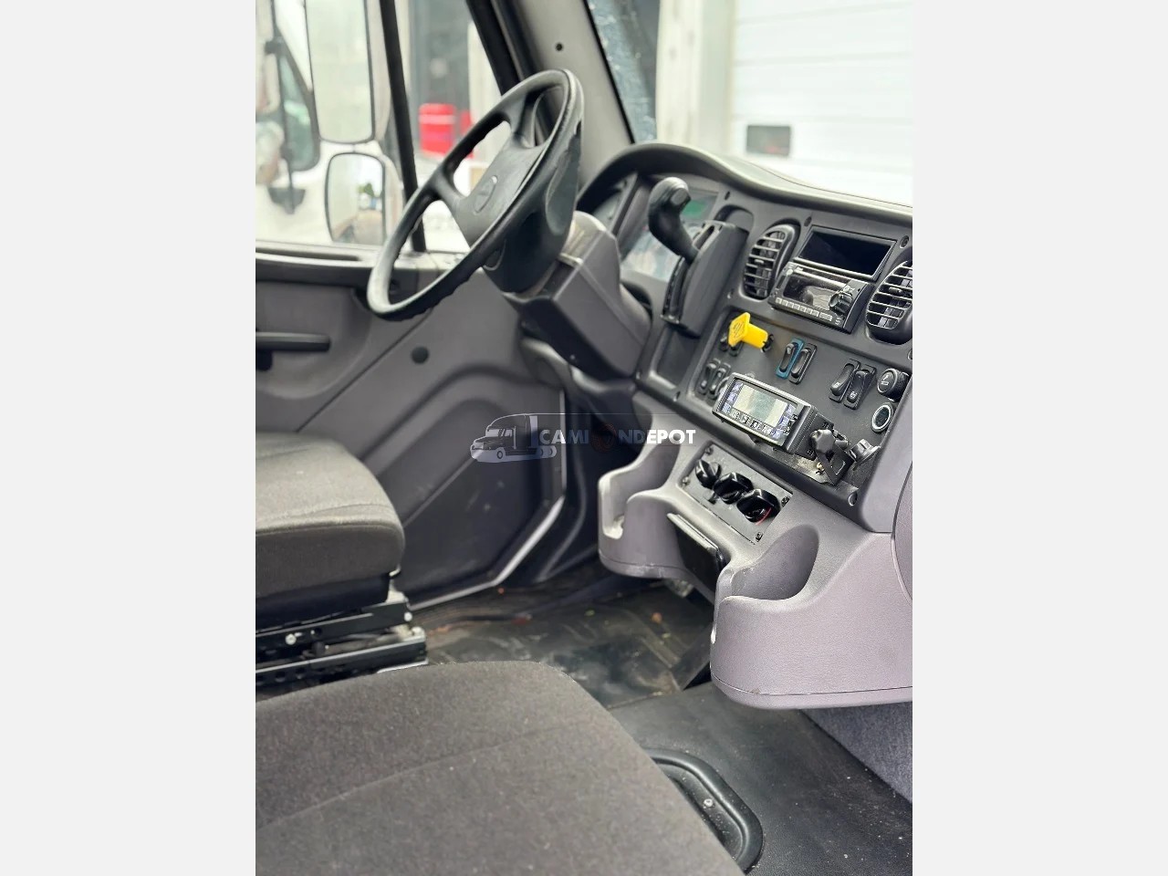 Truck Thumbnail 5