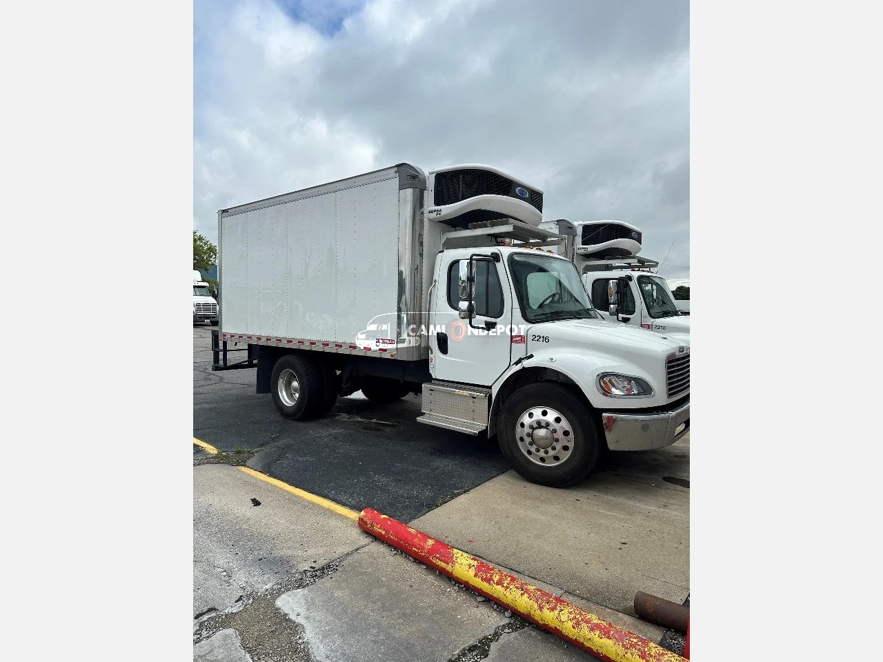 Truck Thumbnail 3