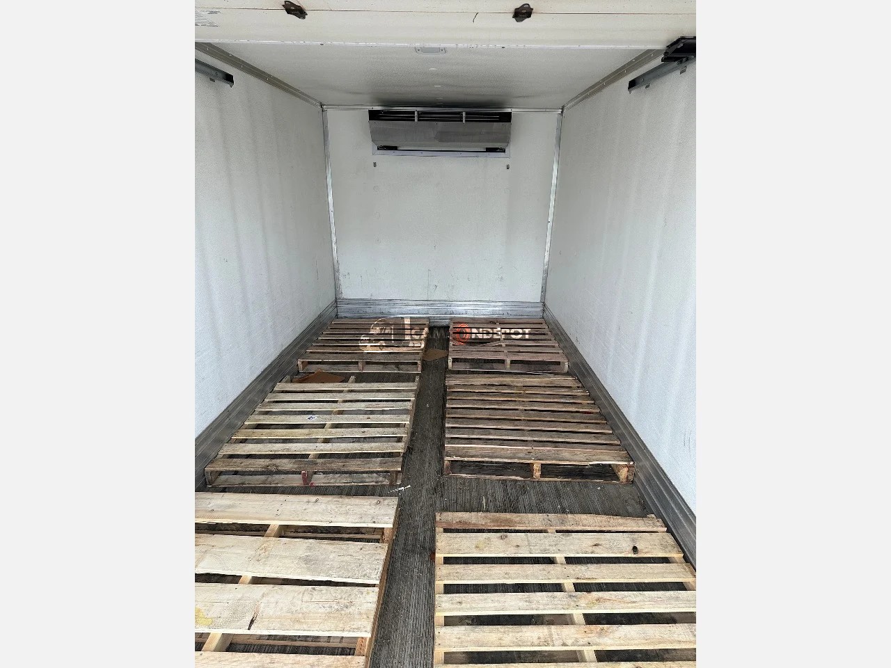 Truck Thumbnail 5