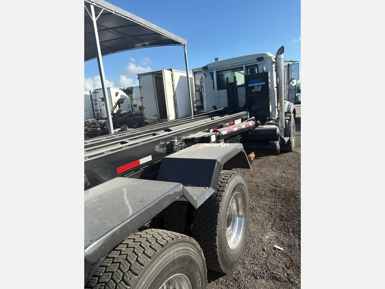 Truck Thumbnail 4
