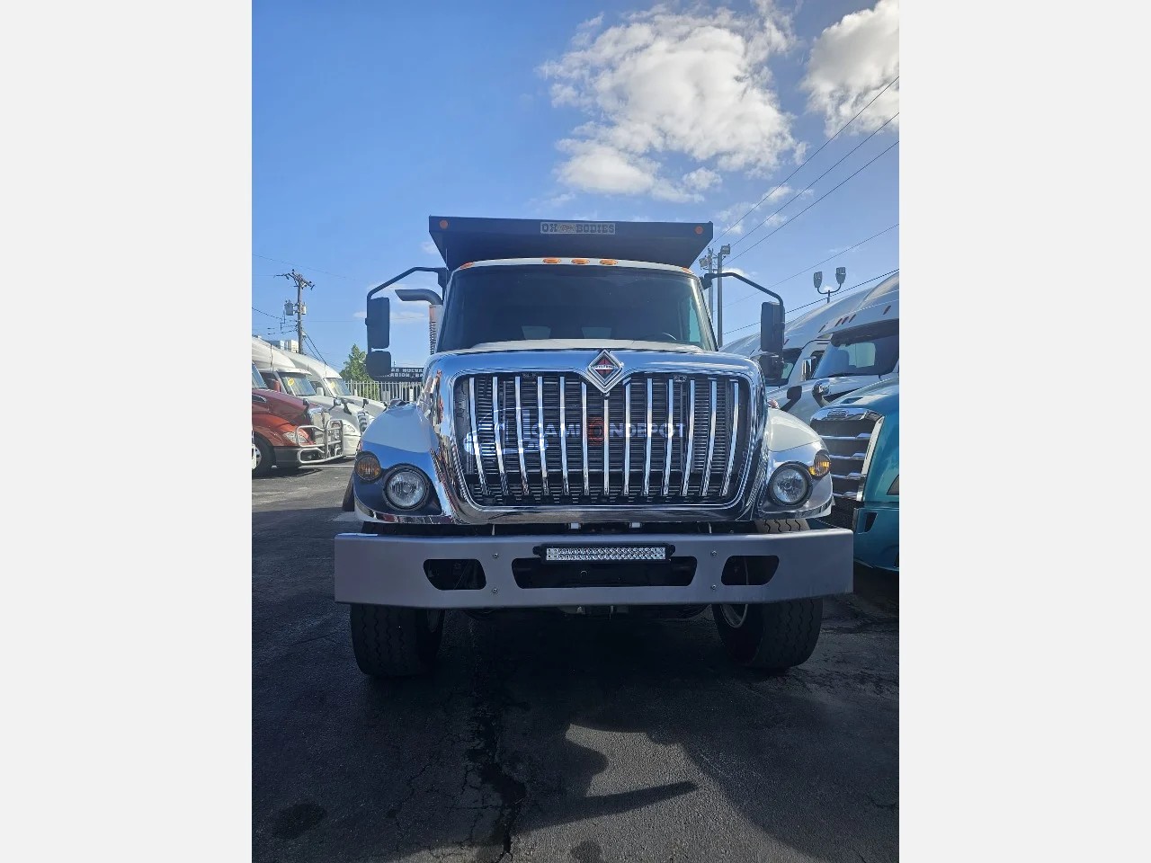 Truck Thumbnail 2