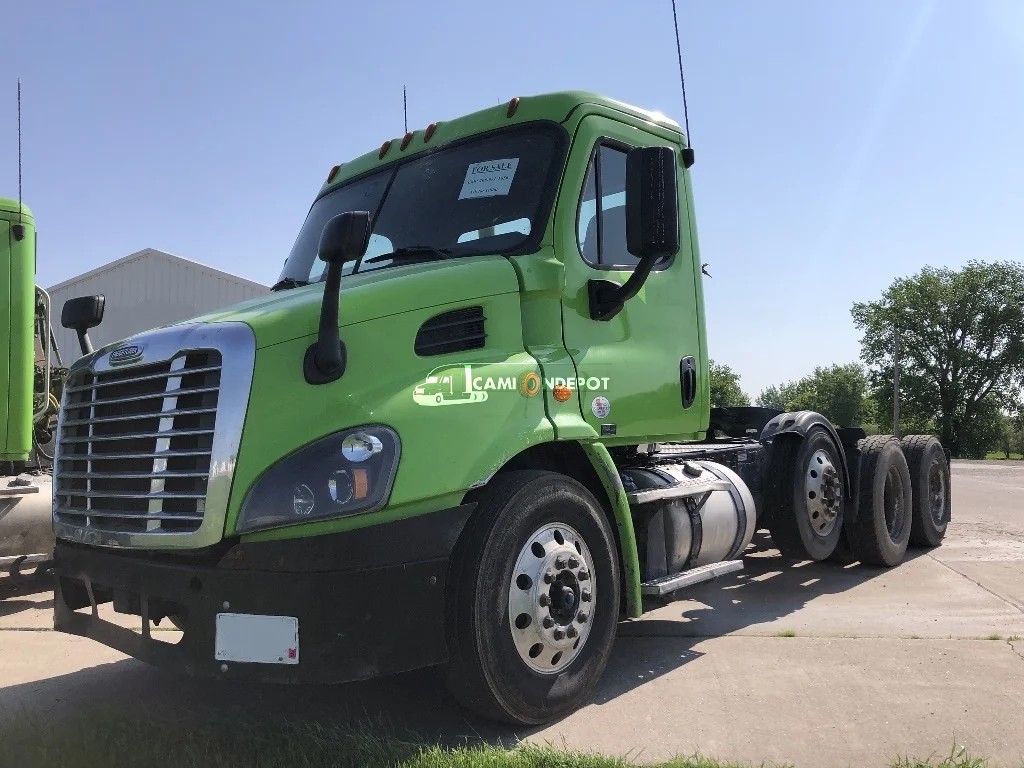 Truck Thumbnail 3