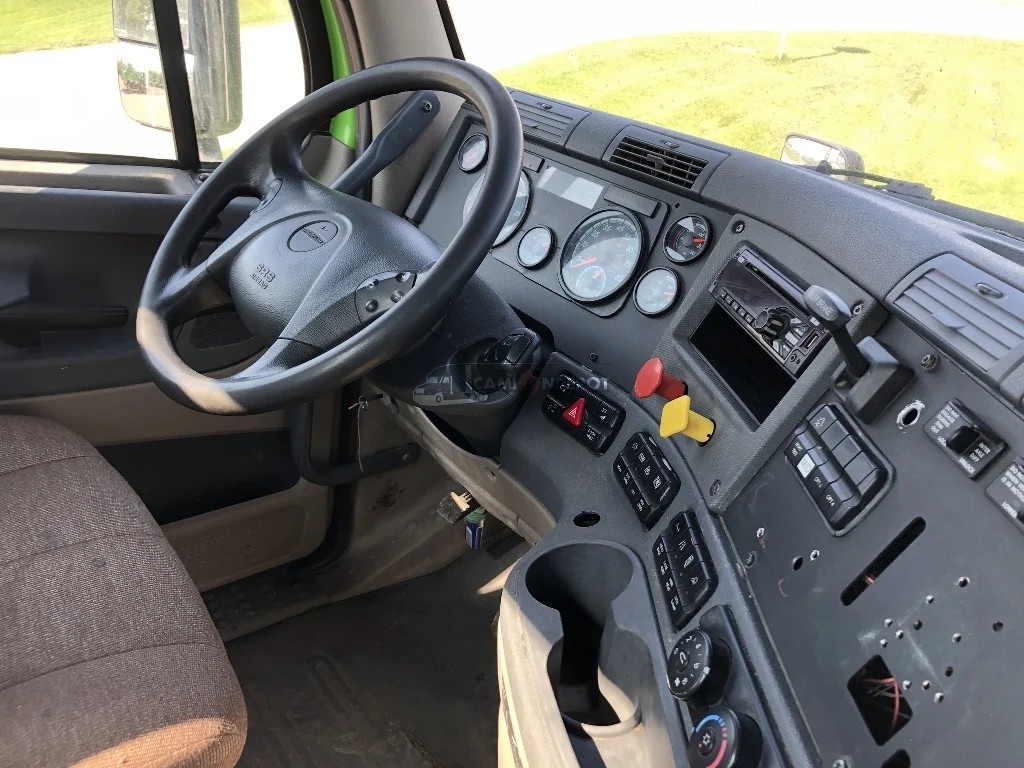 Truck Thumbnail 4