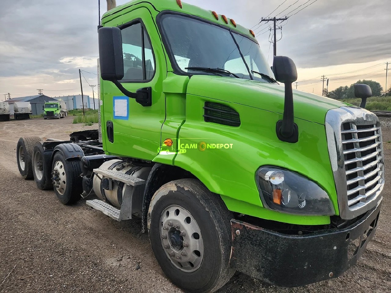 Truck Thumbnail 3