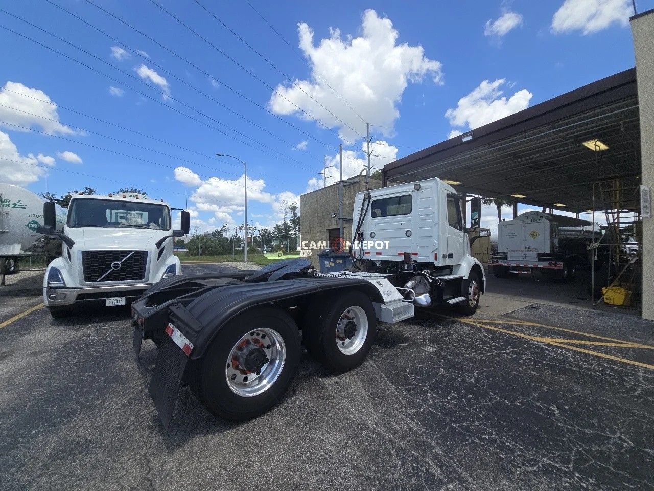 Truck Thumbnail 3