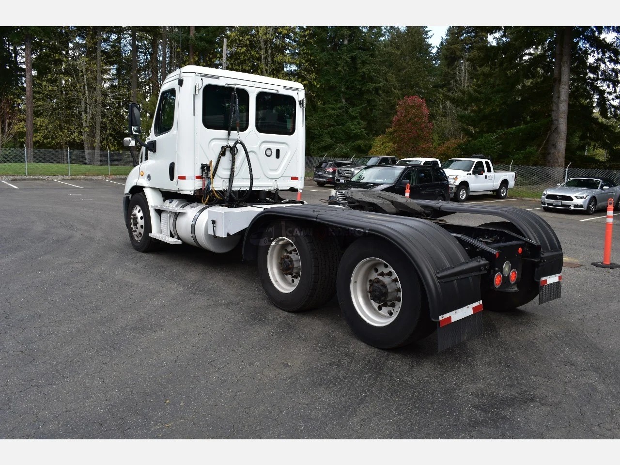 Truck Thumbnail 3