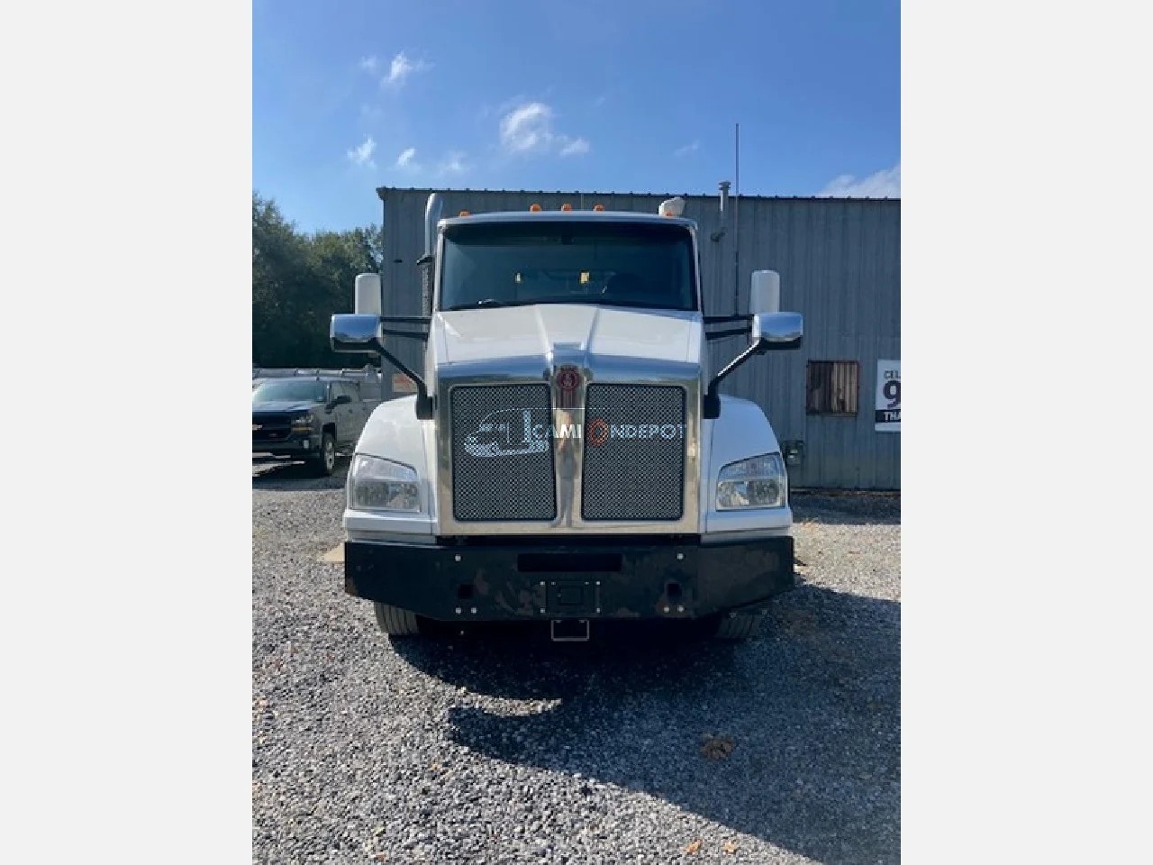 Truck Thumbnail 3