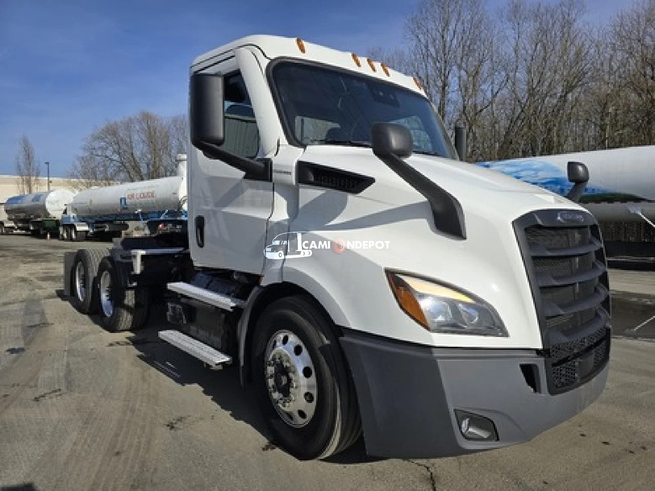 Truck Thumbnail 2