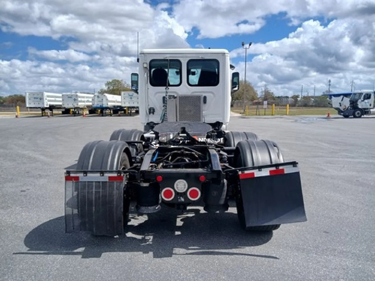 Truck Thumbnail 5