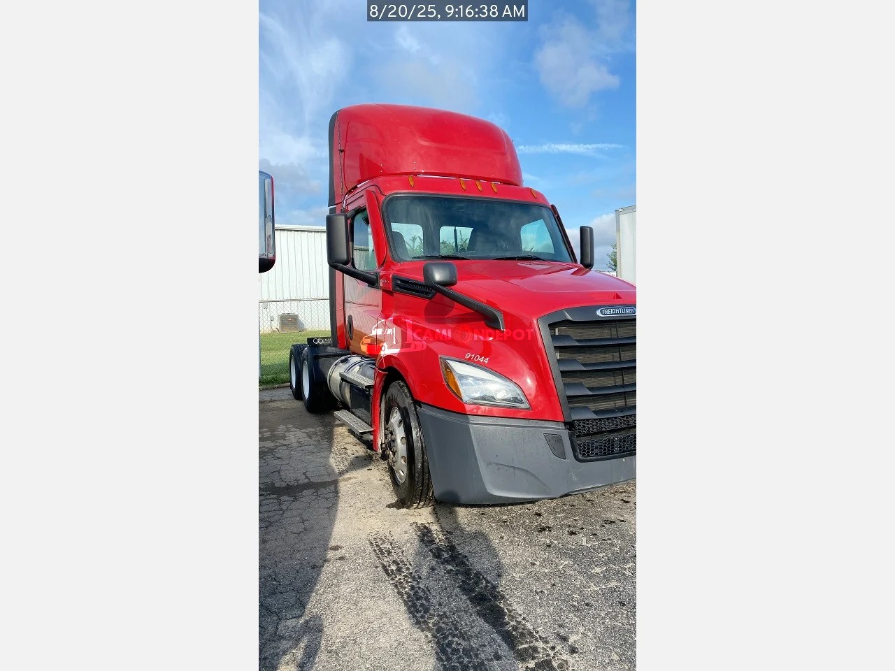 Truck Thumbnail 3