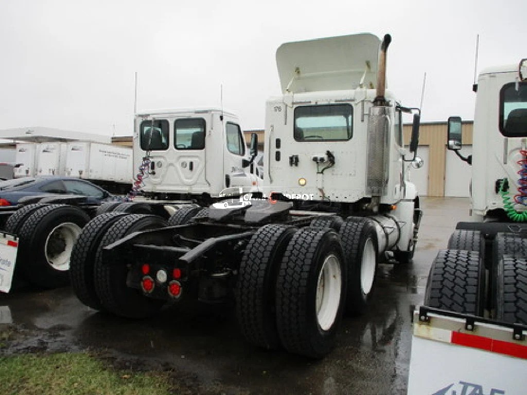 Truck Thumbnail 3