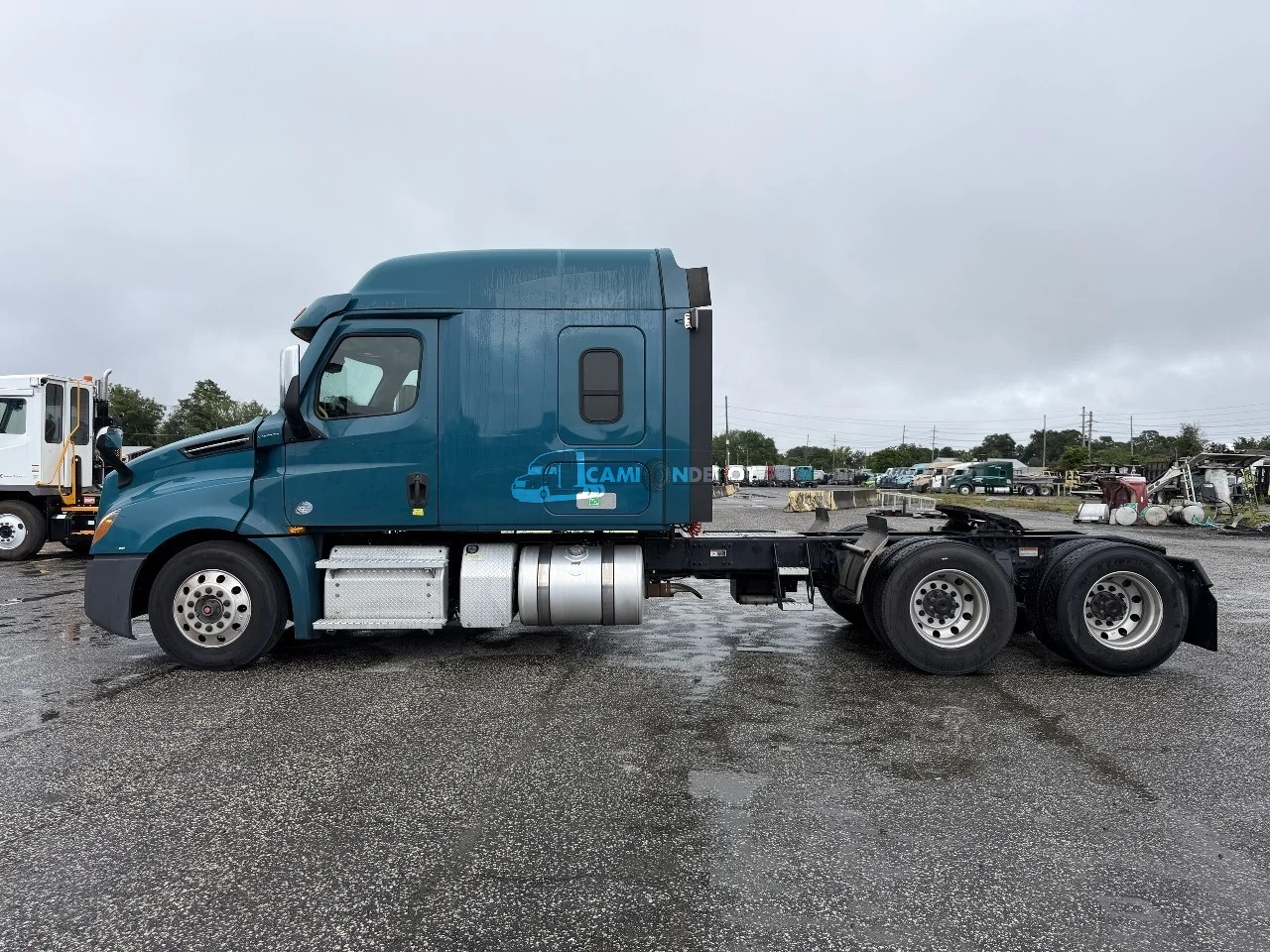 Truck Thumbnail 3