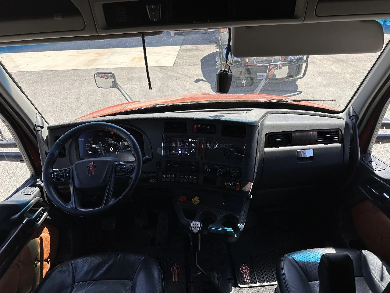 Truck Thumbnail 3