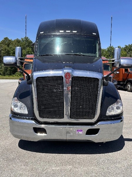 Truck Thumbnail 2