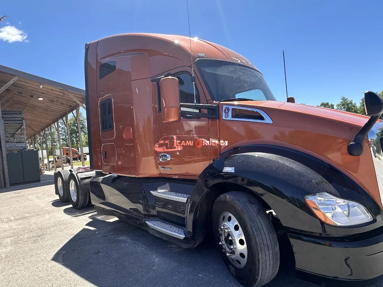 Truck Thumbnail 3