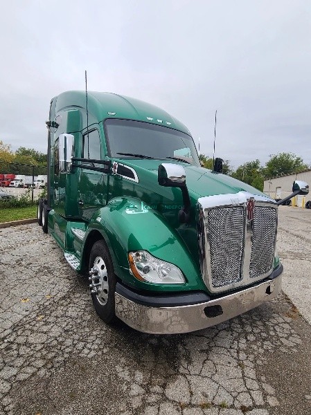 Truck Thumbnail 2