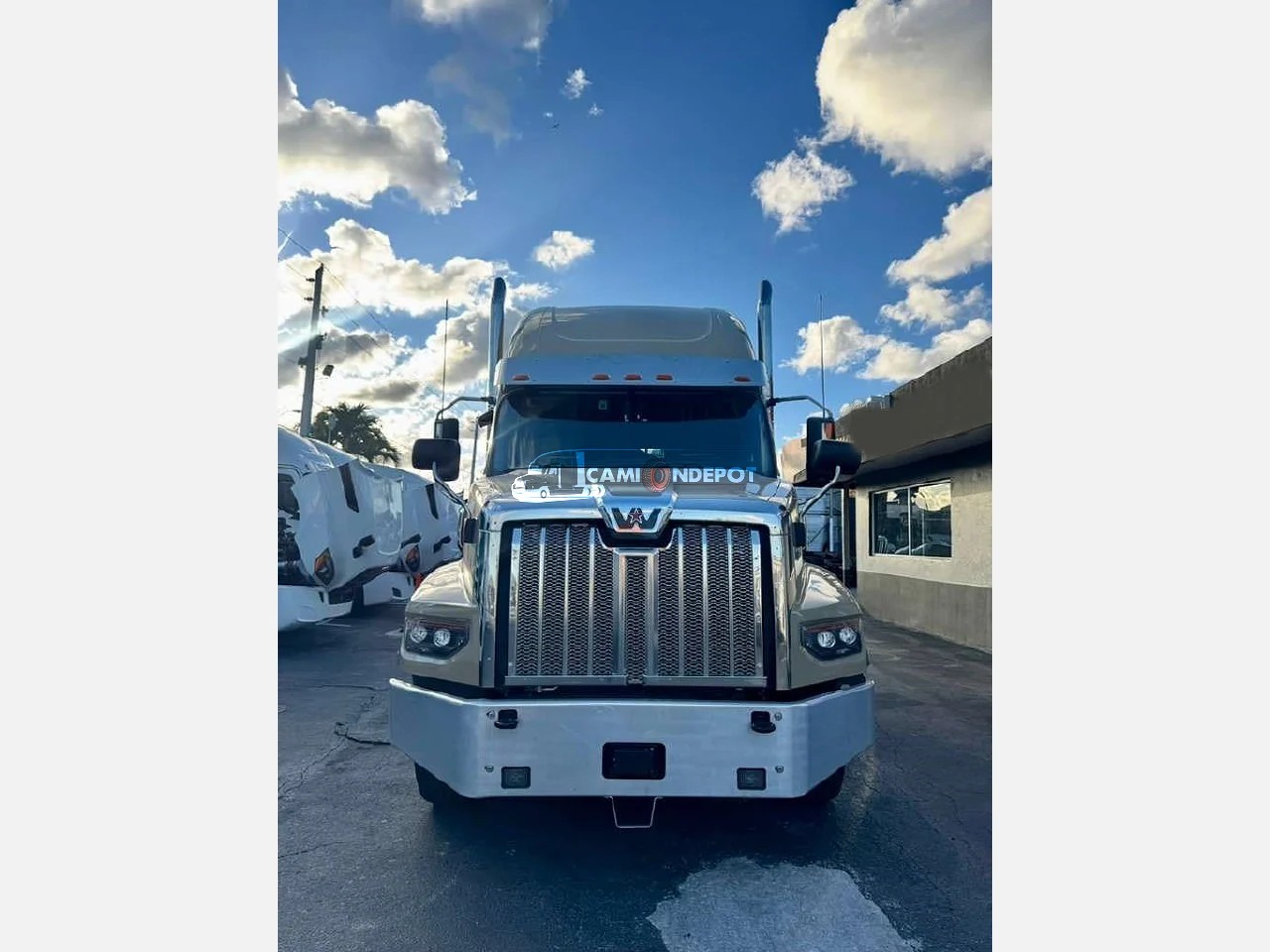 Truck Thumbnail 3
