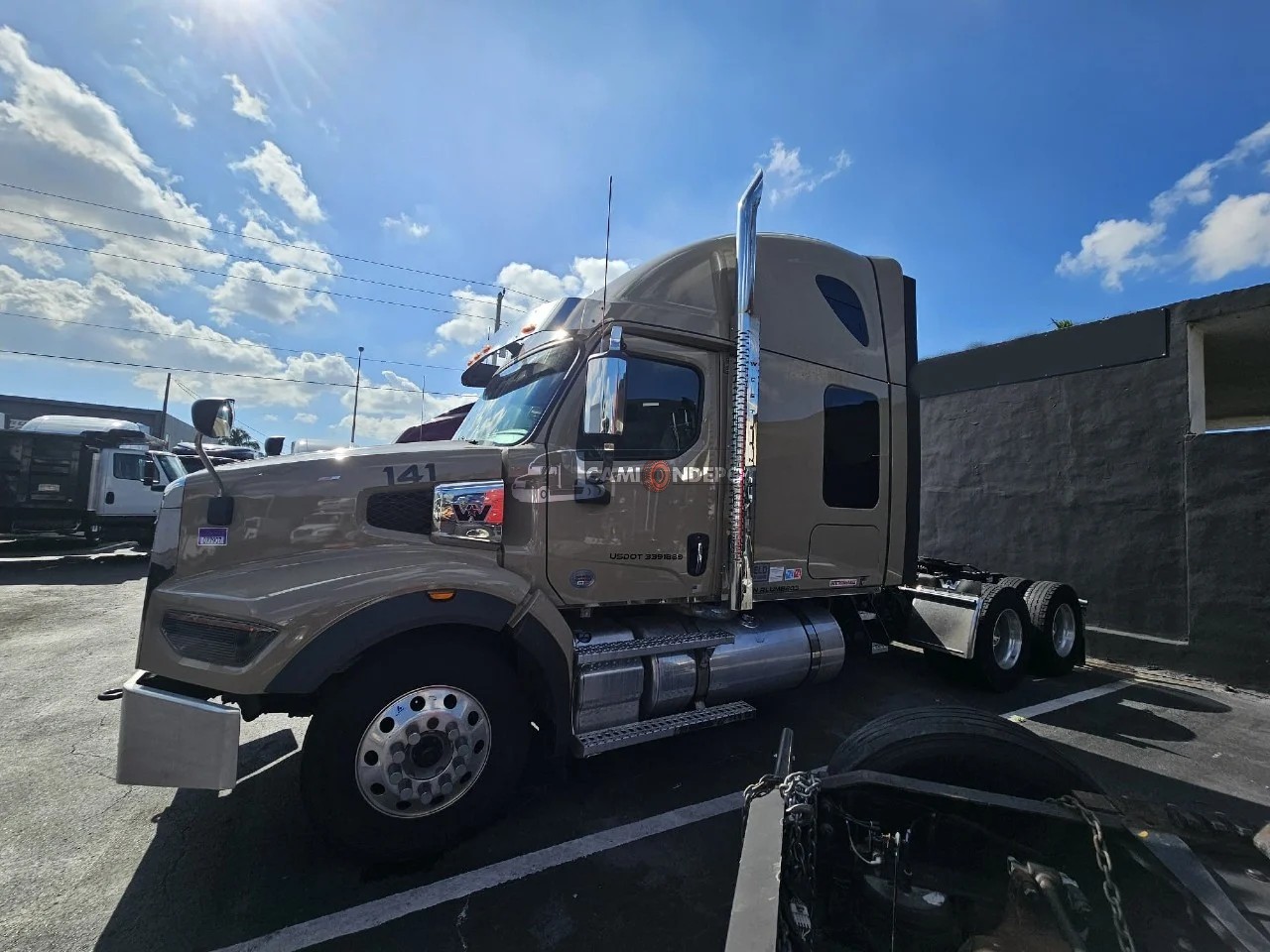 Truck Thumbnail 2