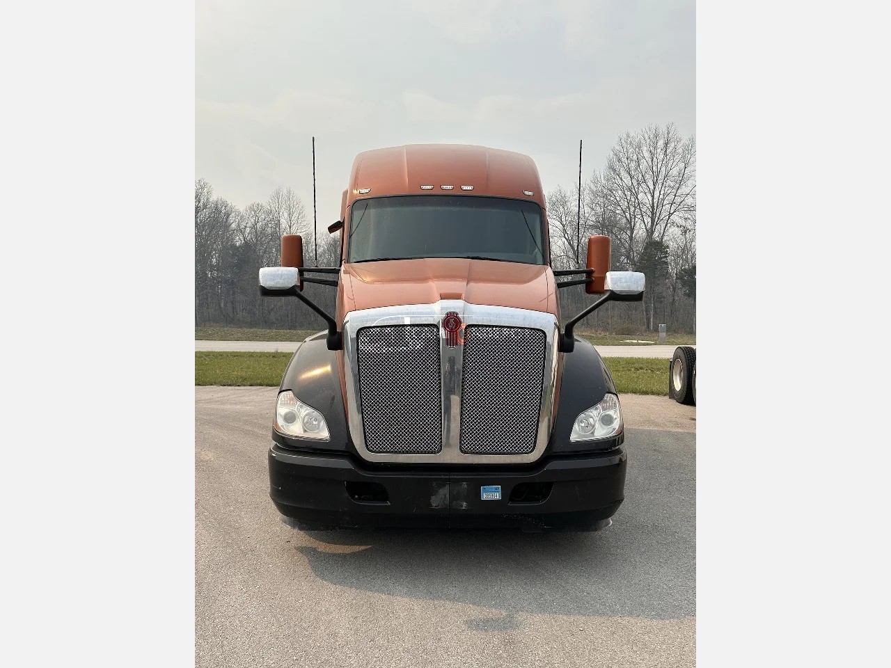 Truck Thumbnail 3