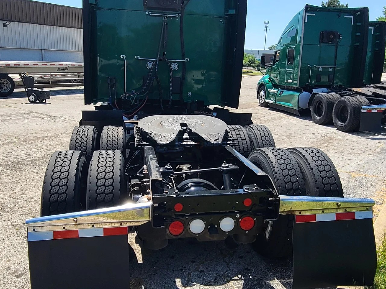Truck Thumbnail 3