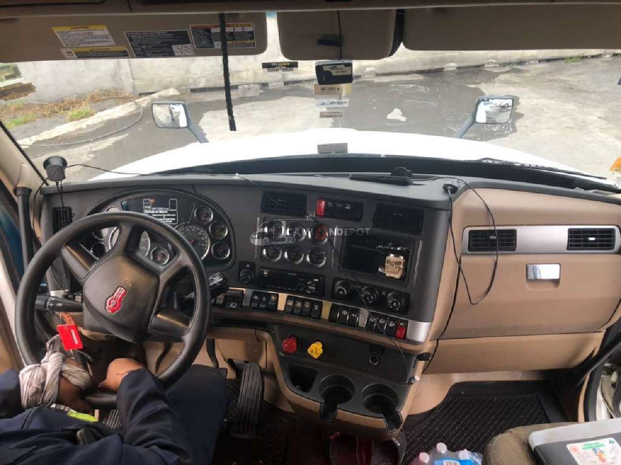 Truck Thumbnail 3