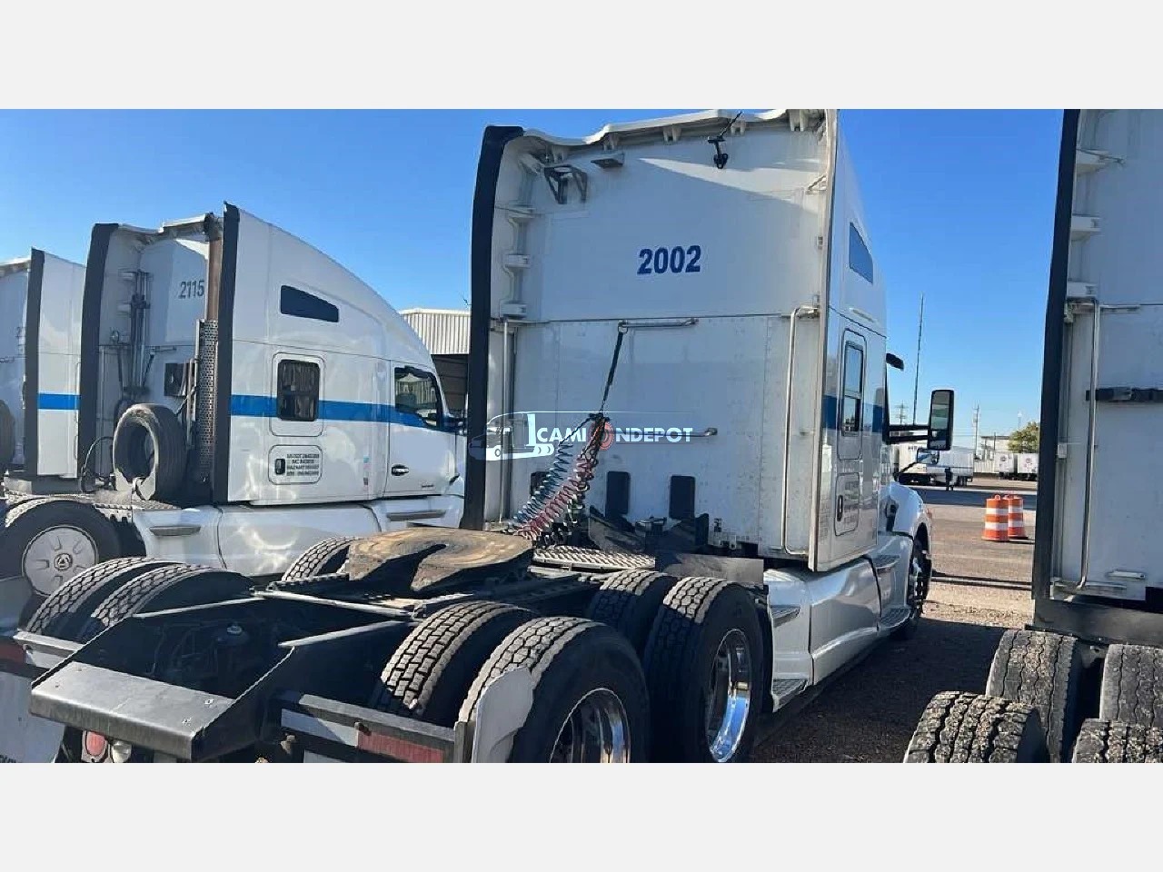 Truck Thumbnail 3