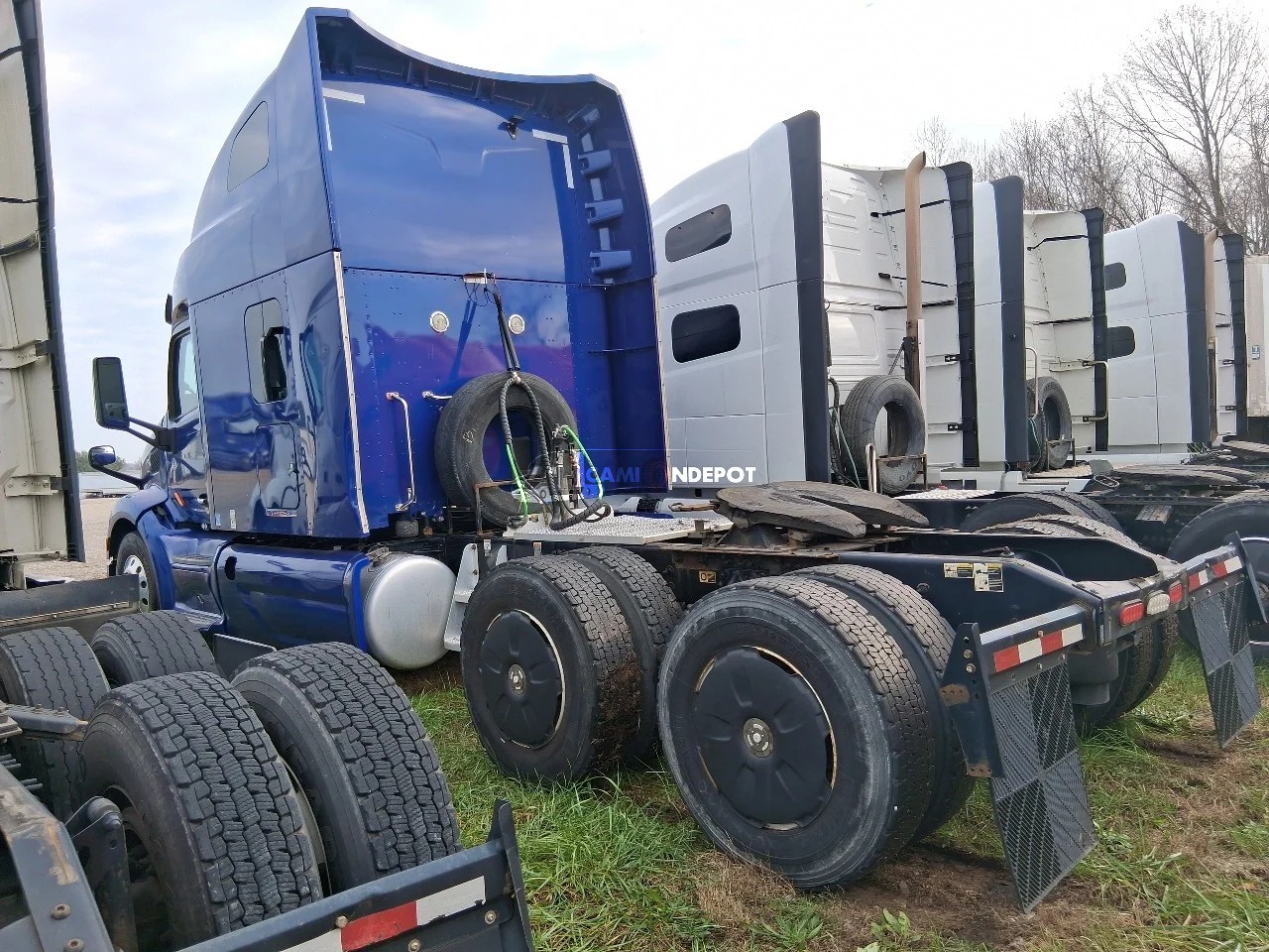Truck Thumbnail 4