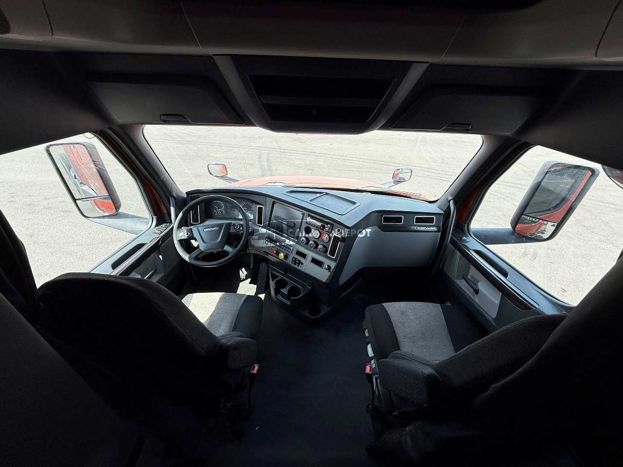 Truck Thumbnail 4