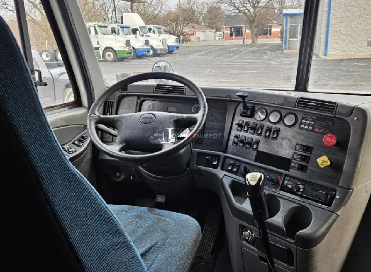 Truck Thumbnail 3