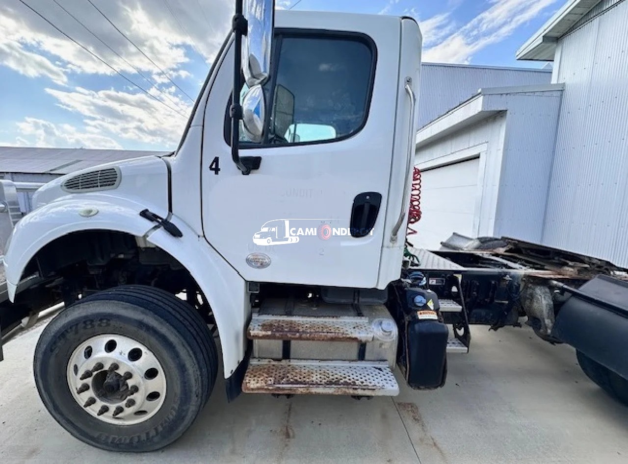 Truck Thumbnail 4