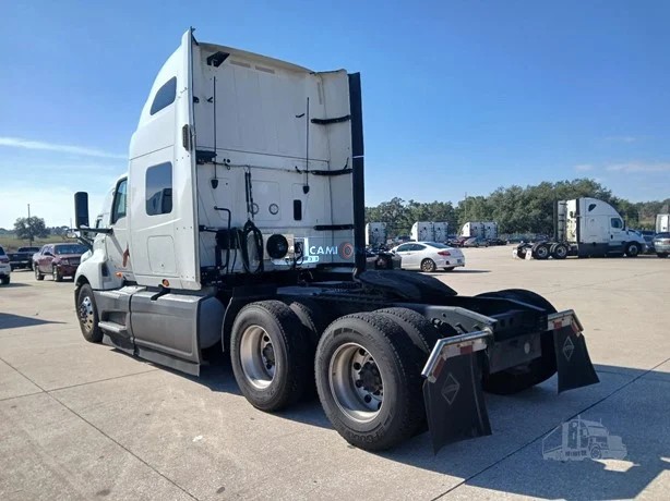 Truck Thumbnail 2