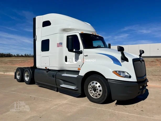 Truck Thumbnail 3