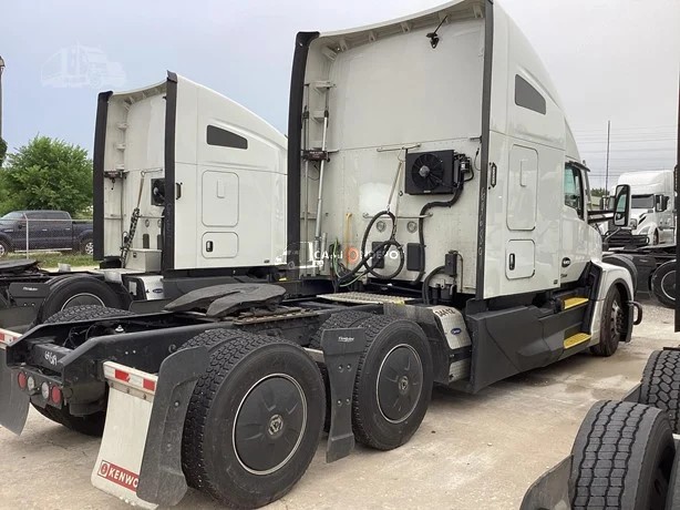 Truck Thumbnail 4