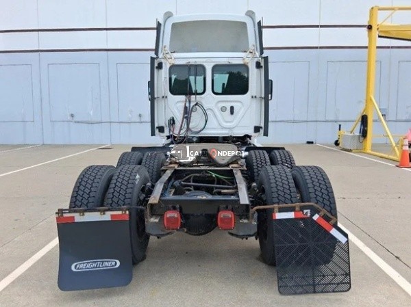 Truck Thumbnail 4