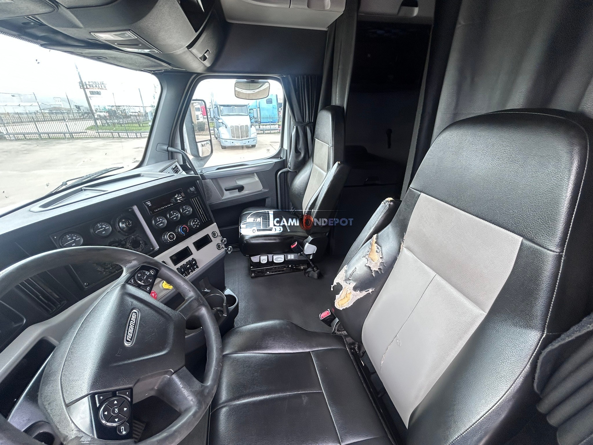 Truck Thumbnail 7