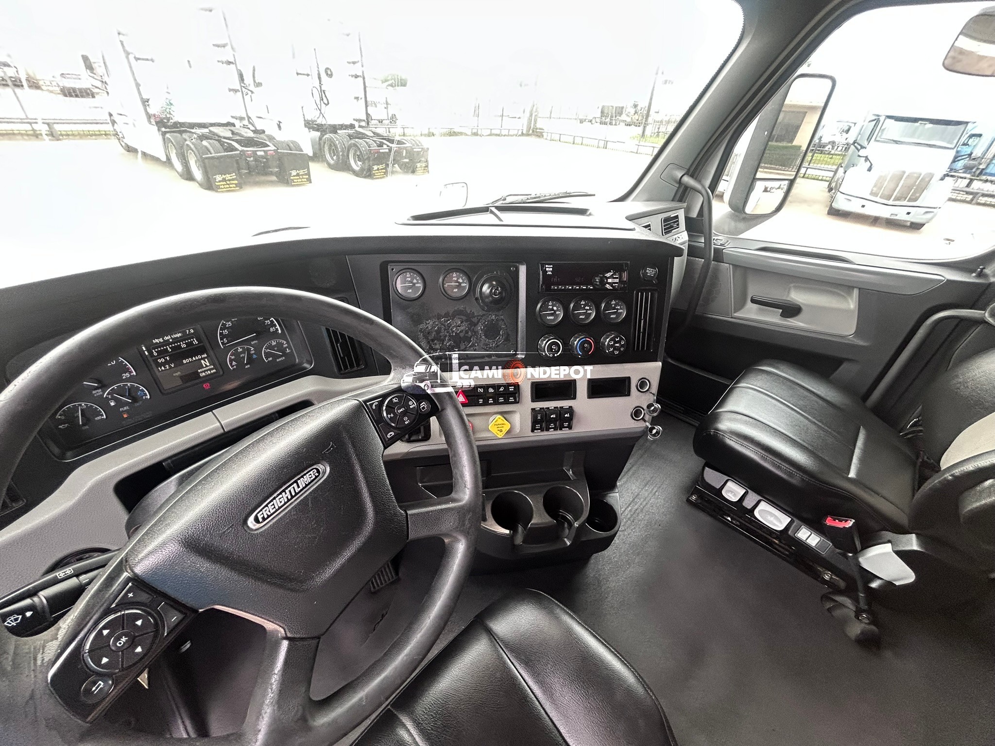 Truck Thumbnail 8