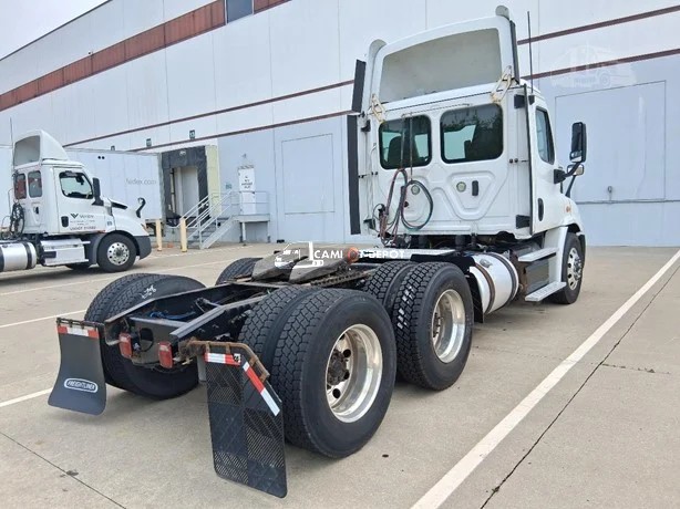Truck Thumbnail 4