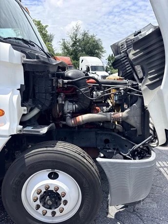 Truck Thumbnail 6