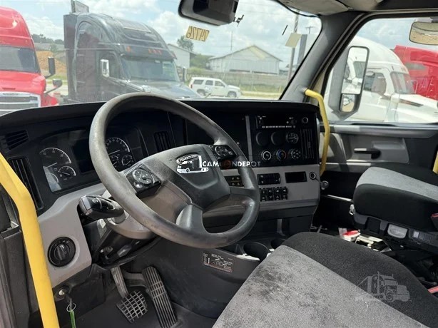 Truck Thumbnail 6