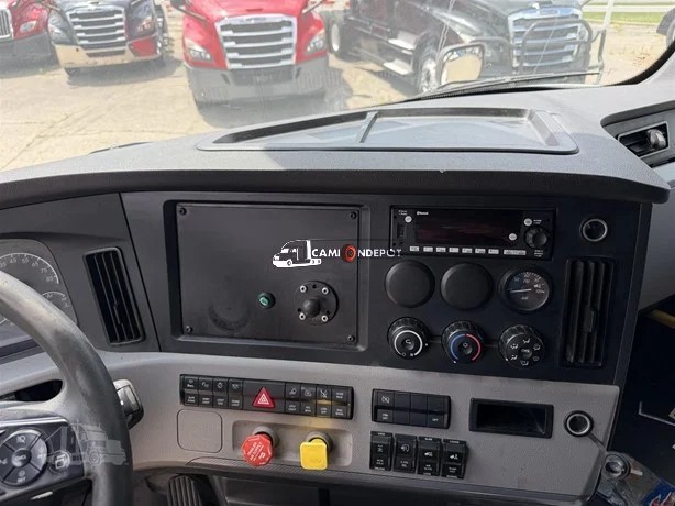 Truck Thumbnail 8